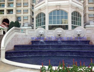 Lion Head Fountain in Singapore